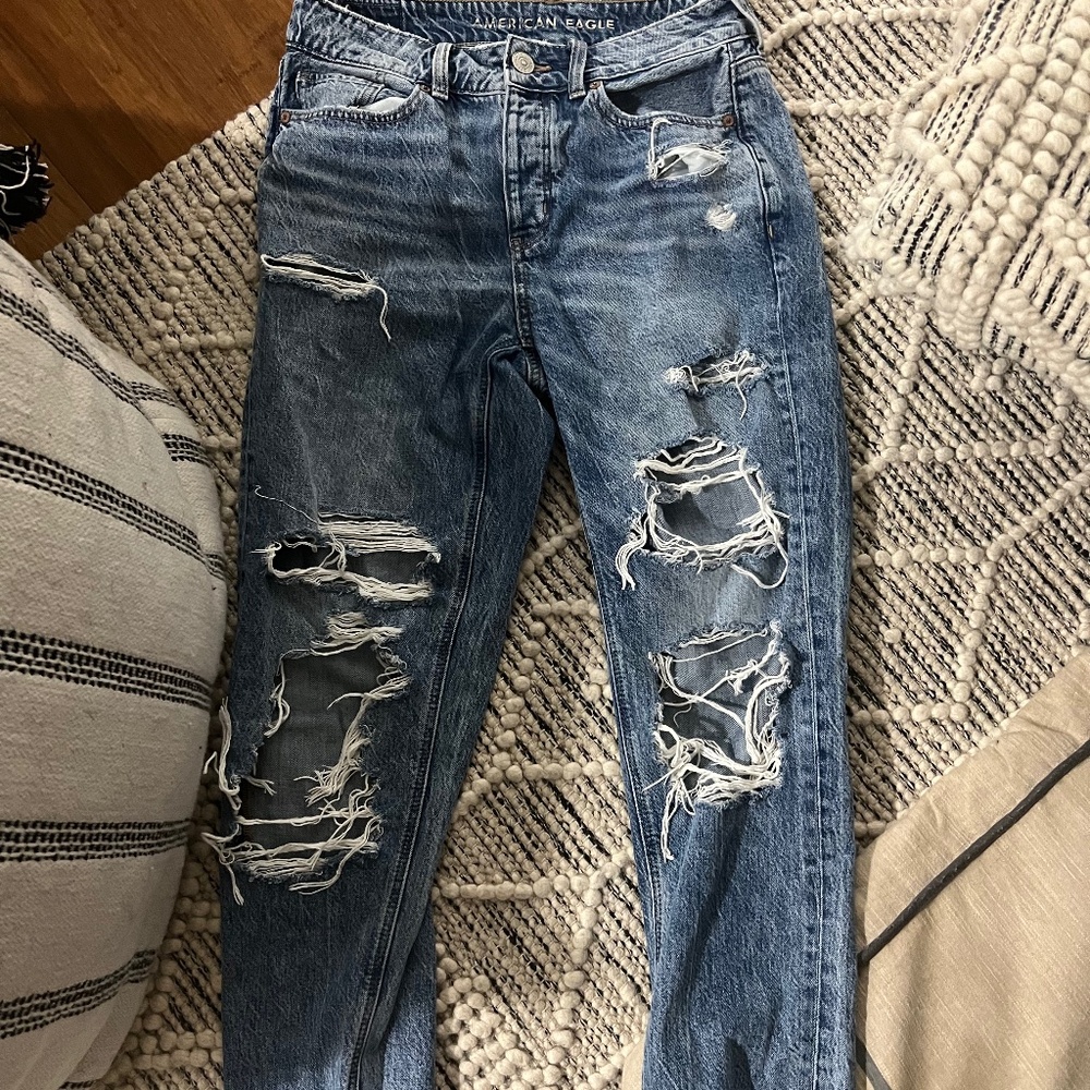 American eagle Tom girl jeans